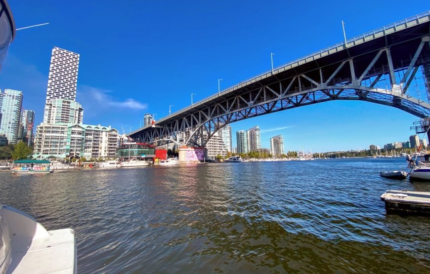 Vancouver Private City Tour – Explore Top Attractions & Hidden Gems in 4 Hours