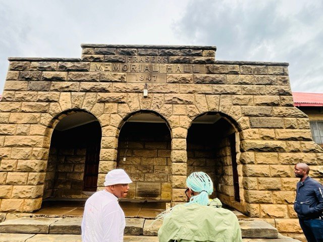  Day 5 - Caves & Culture