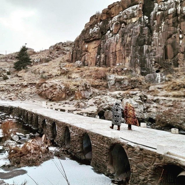 Day 2 - Into the Mountains 