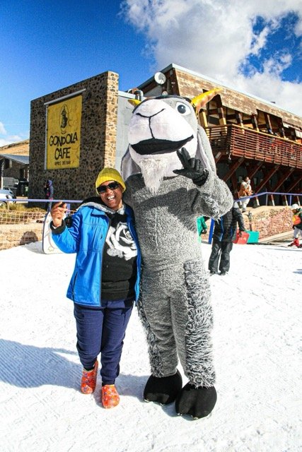 Day 4 - Ski, Chill & Explore